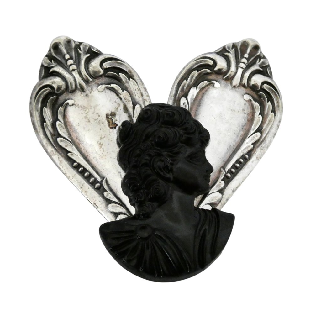 Black Cameo W Silver Plated Heart Brooch Pin